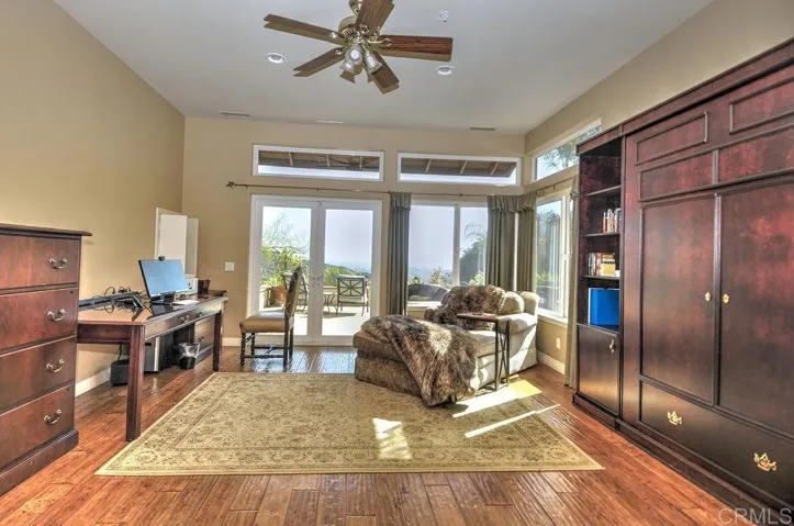 27690 Alps Lane, Escondido, California 92026