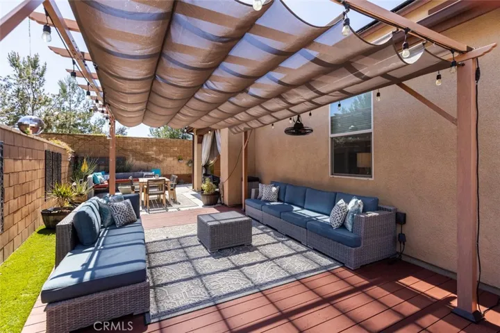 193 Barnes Road, Tustin, California 92782