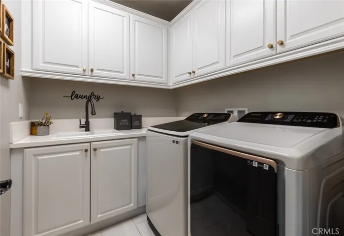 193 Barnes Road, Tustin, California 92782