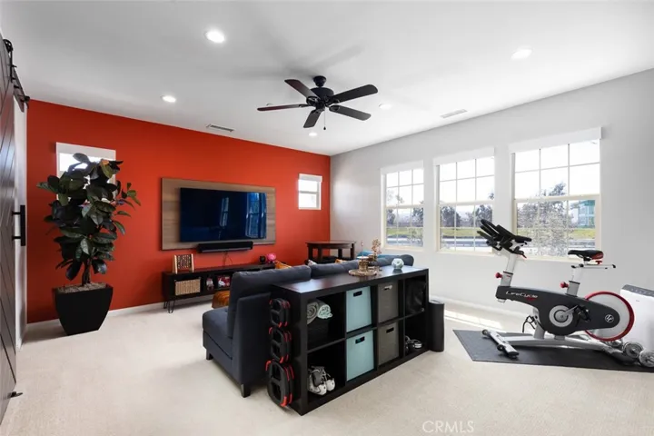 193 Barnes Road, Tustin, California 92782