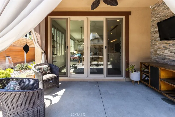 193 Barnes Road, Tustin, California 92782