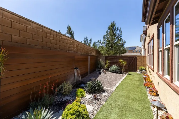 193 Barnes Road, Tustin, California 92782