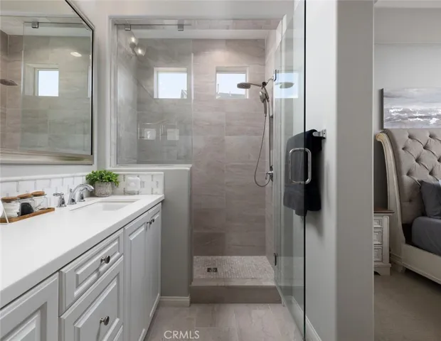 193 Barnes Road, Tustin, California 92782