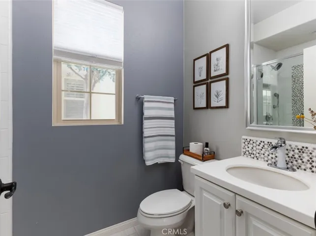 193 Barnes Road, Tustin, California 92782