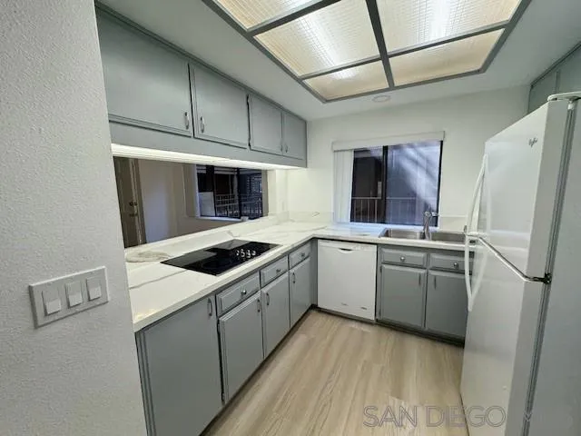 5790 Friars Rd E6, San Diego, California 92110