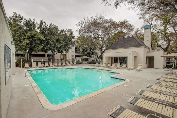 2204 River Run Dr 20, San Diego, California 92108