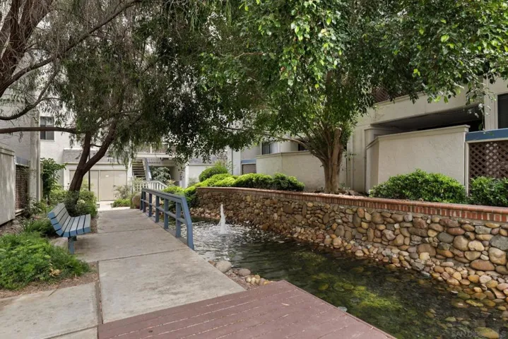 2204 River Run Dr 20, San Diego, California 92108
