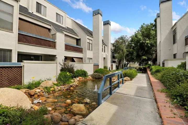 2204 River Run Dr 20, San Diego, California 92108