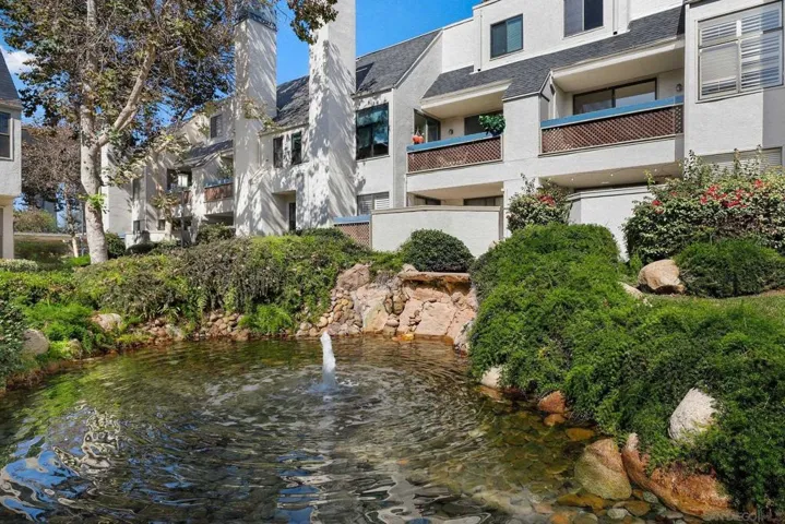 2204 River Run Dr 20, San Diego, California 92108