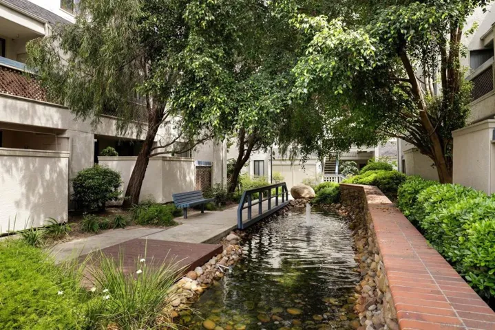 2204 River Run Dr 20, San Diego, California 92108