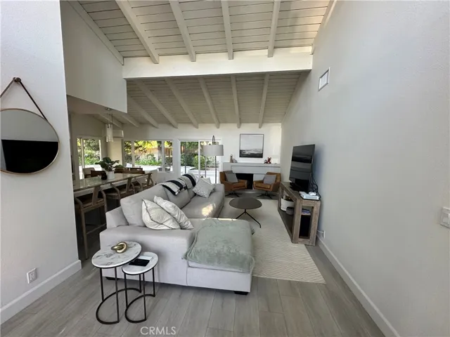16 Holly Street, Irvine, California 92612