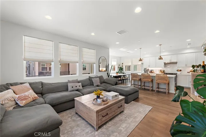 101 Fable, Irvine, California 92618