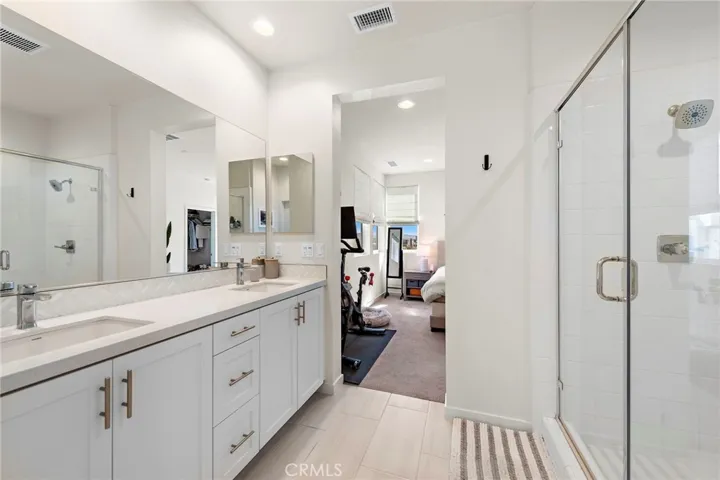 101 Fable, Irvine, California 92618