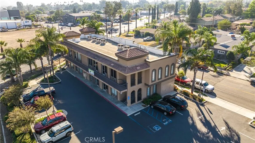 232 E Grand Boulevard, Corona, California 92879