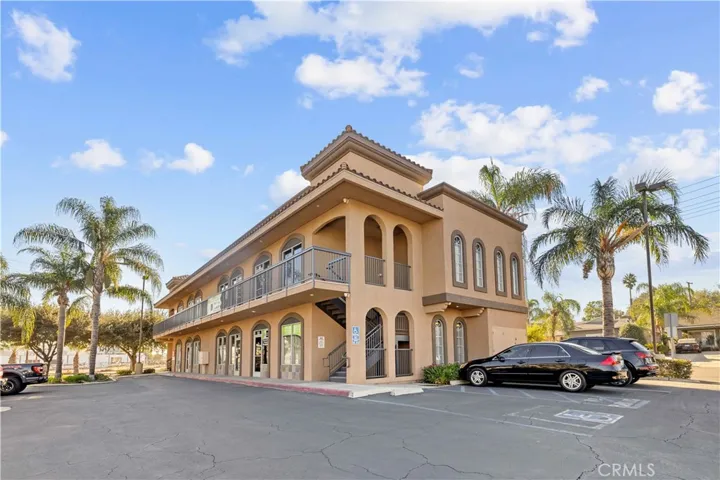 232 E Grand Boulevard, Corona, California 92879