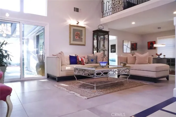 Living Room (furnished)