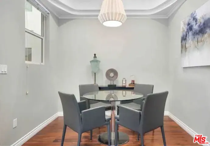 632 N Kings Road 102, West Hollywood, California 90048