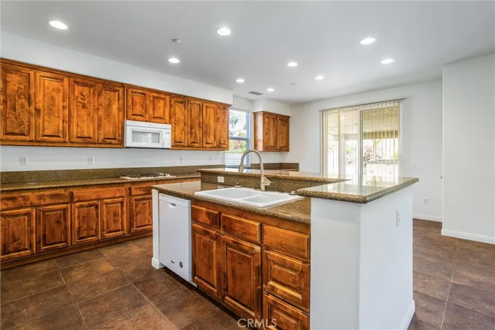 28950 Horner Lane, Highland, California 92346