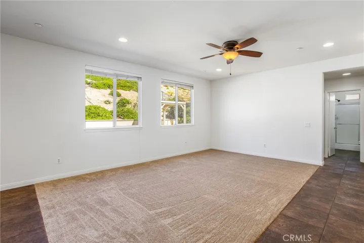 family room off kitchen