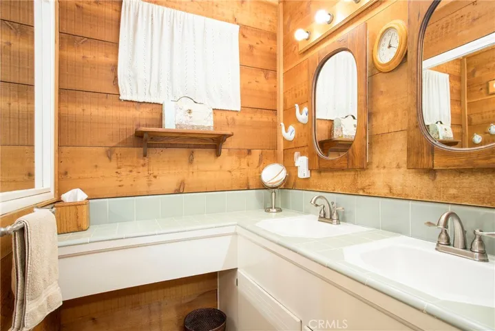 3019 Fernheath Lane, Costa Mesa, California 92626