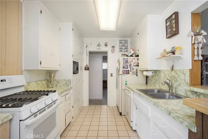 3019 Fernheath Lane, Costa Mesa, California 92626