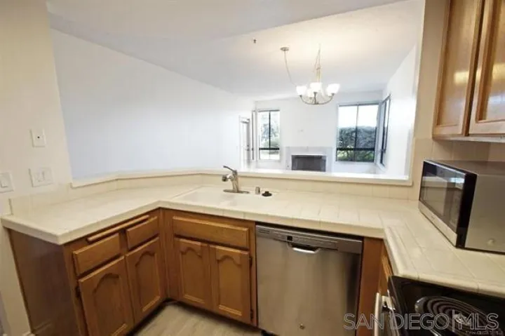 5865 Friars Rd 3114, San Diego, California 92110