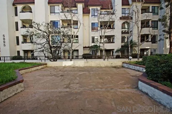 5865 Friars Rd 3114, San Diego, California 92110