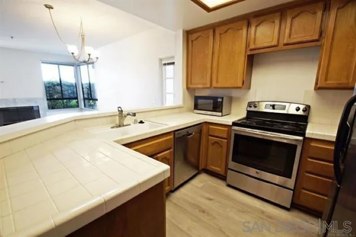 5865 Friars Rd 3114, San Diego, California 92110