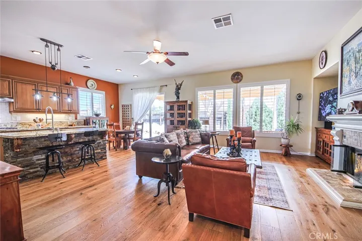 44912 Dolce Street, Temecula, California 92592