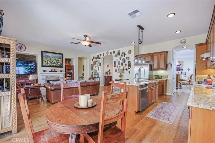 44912 Dolce Street, Temecula, California 92592