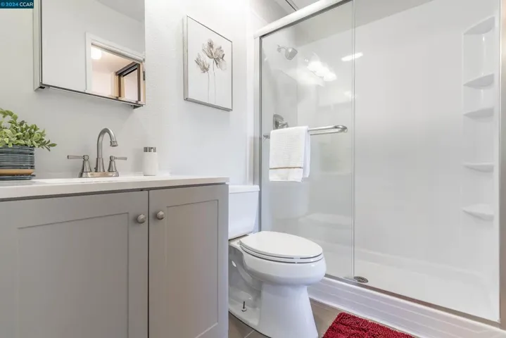 35 Sapphire Ct., Hercules, California 94547