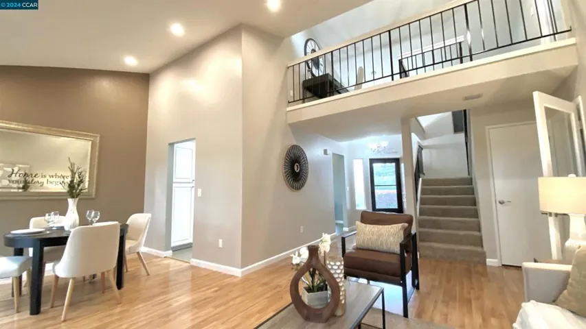 35 Sapphire Ct., Hercules, California 94547