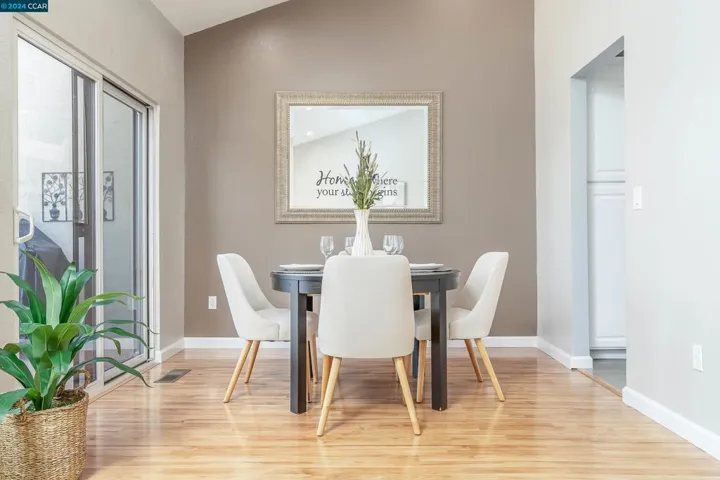 35 Sapphire Ct., Hercules, California 94547