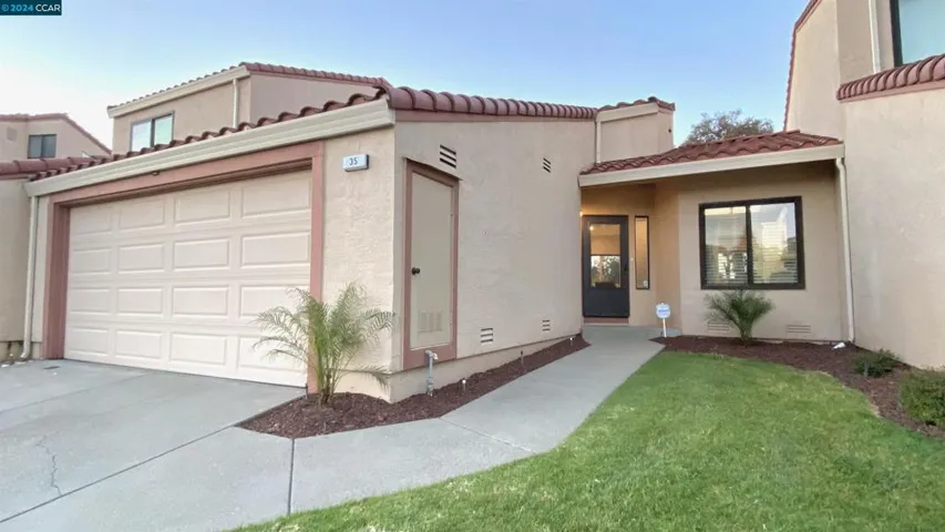 35 Sapphire Ct., Hercules, California 94547