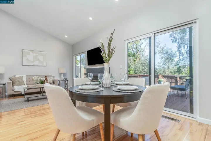 35 Sapphire Ct., Hercules, California 94547