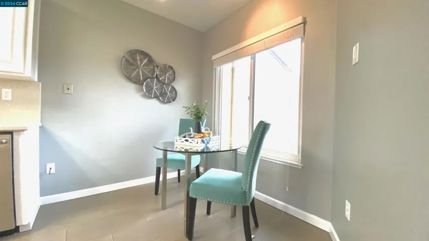 35 Sapphire Ct., Hercules, California 94547