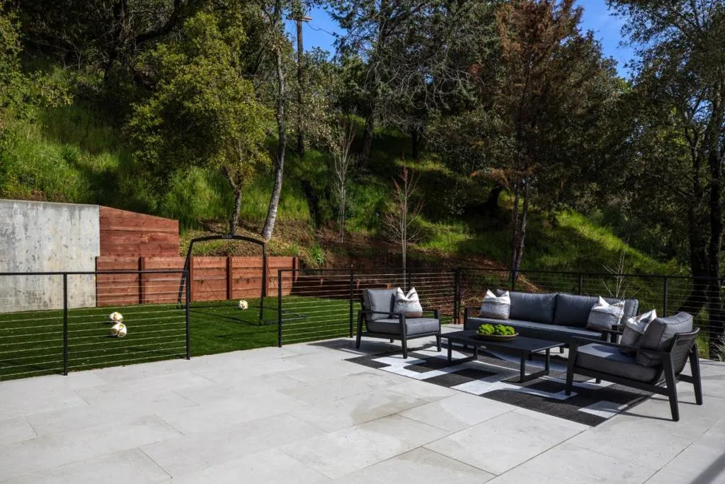 19351 Redberry Drive, Los Gatos, California 95030 home-pic-23