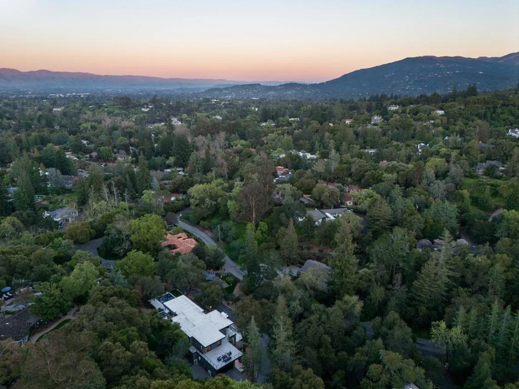 19351 Redberry Drive, Los Gatos, California 95030 home-pic-68