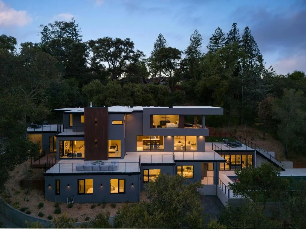 19351 Redberry Drive, Los Gatos, California 95030 home-pic-0