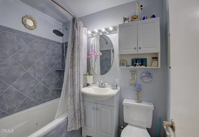 Primary Bath features jetted tub