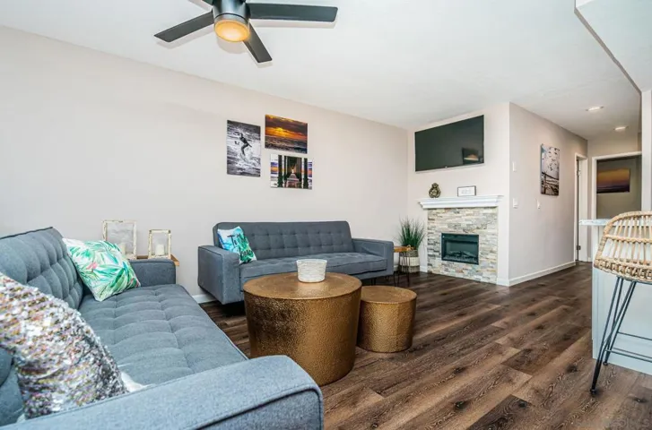 190 Del Mar Shores Ter 58, Solana Beach, California 92075