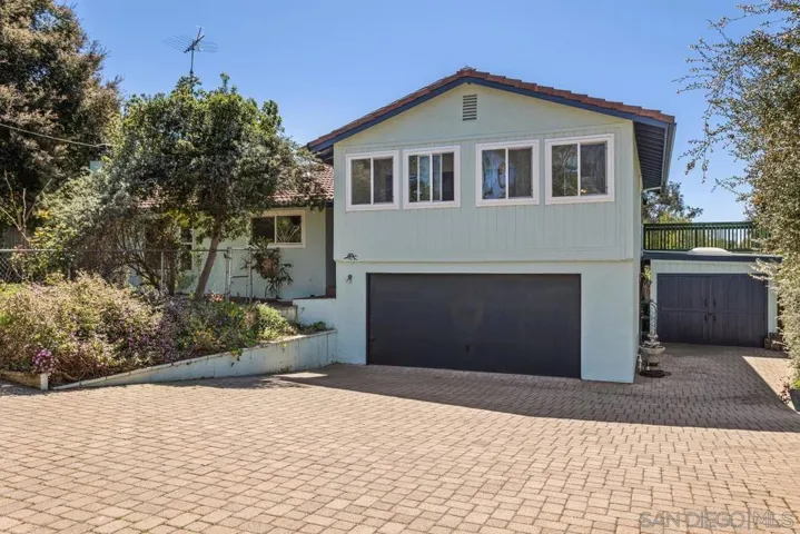 390 Vista Del Indio, Fallbrook, California 92028