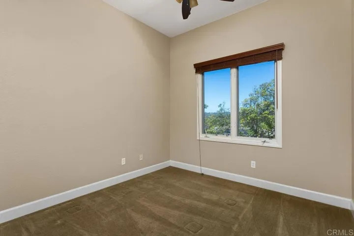 759 Calle Montera, Escondido, California 92025