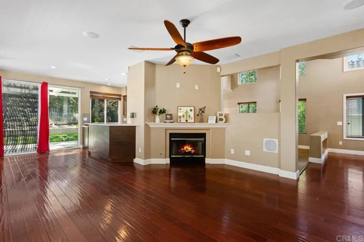 759 Calle Montera, Escondido, California 92025