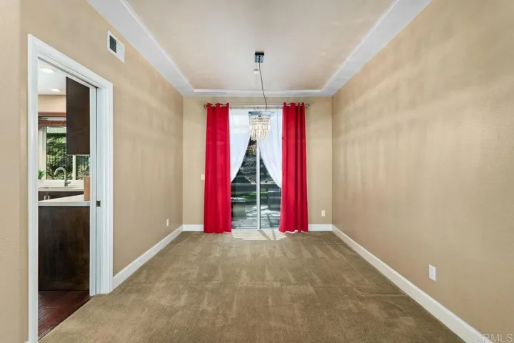 759 Calle Montera, Escondido, California 92025