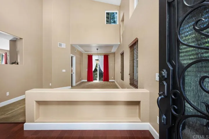 759 Calle Montera, Escondido, California 92025