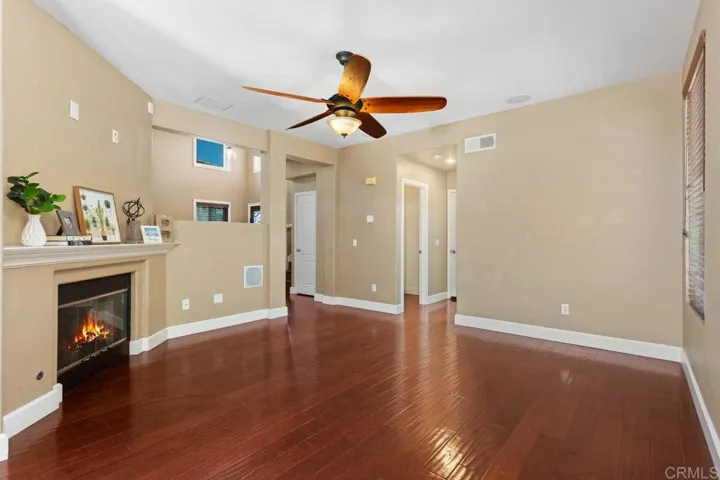 759 Calle Montera, Escondido, California 92025