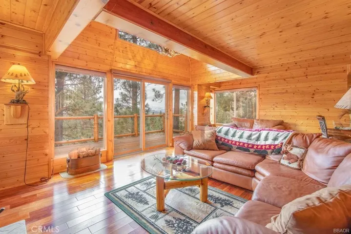 43478 Sheephorn Road, Big Bear Lake, California 92315