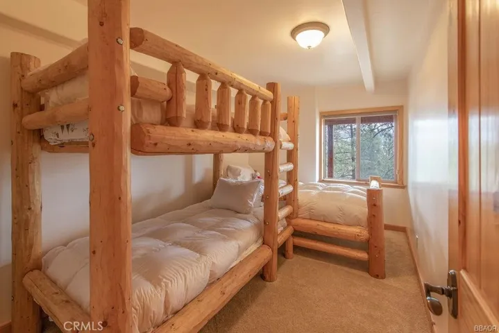43478 Sheephorn Road, Big Bear Lake, California 92315