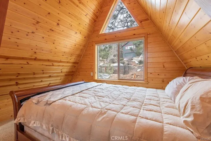 43478 Sheephorn Road, Big Bear Lake, California 92315